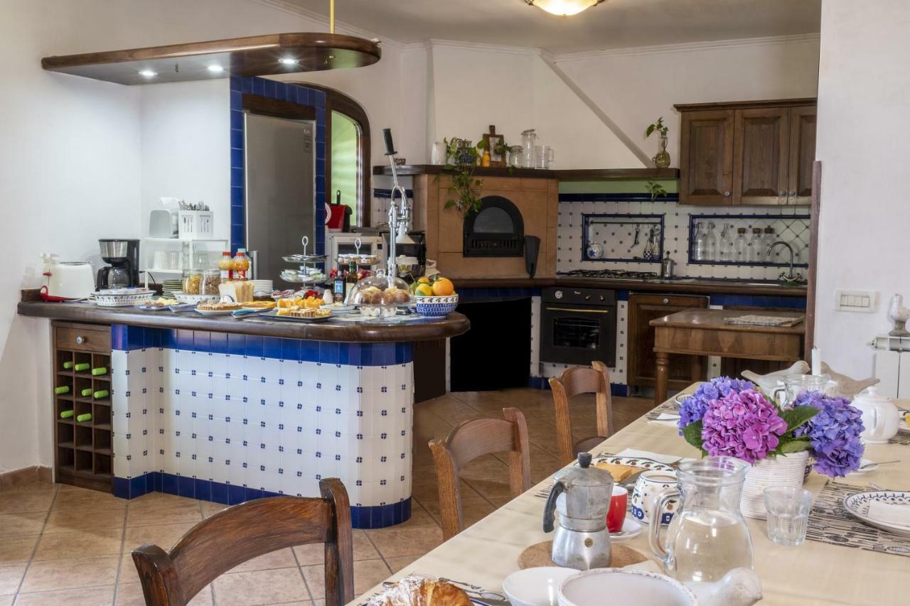Villa Monica B&B ソレント エクステリア 写真